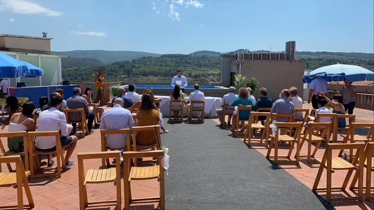 Hotel Fonda Neus Sant Sadurní dʼAnoia Dış mekan fotoğraf