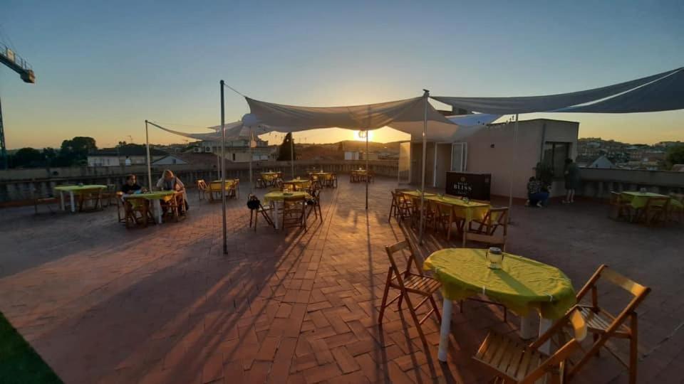 Hotel Fonda Neus Sant Sadurní dʼAnoia Dış mekan fotoğraf