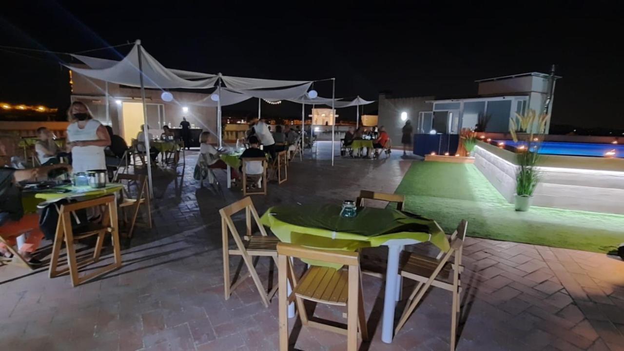 Hotel Fonda Neus Sant Sadurní dʼAnoia Dış mekan fotoğraf