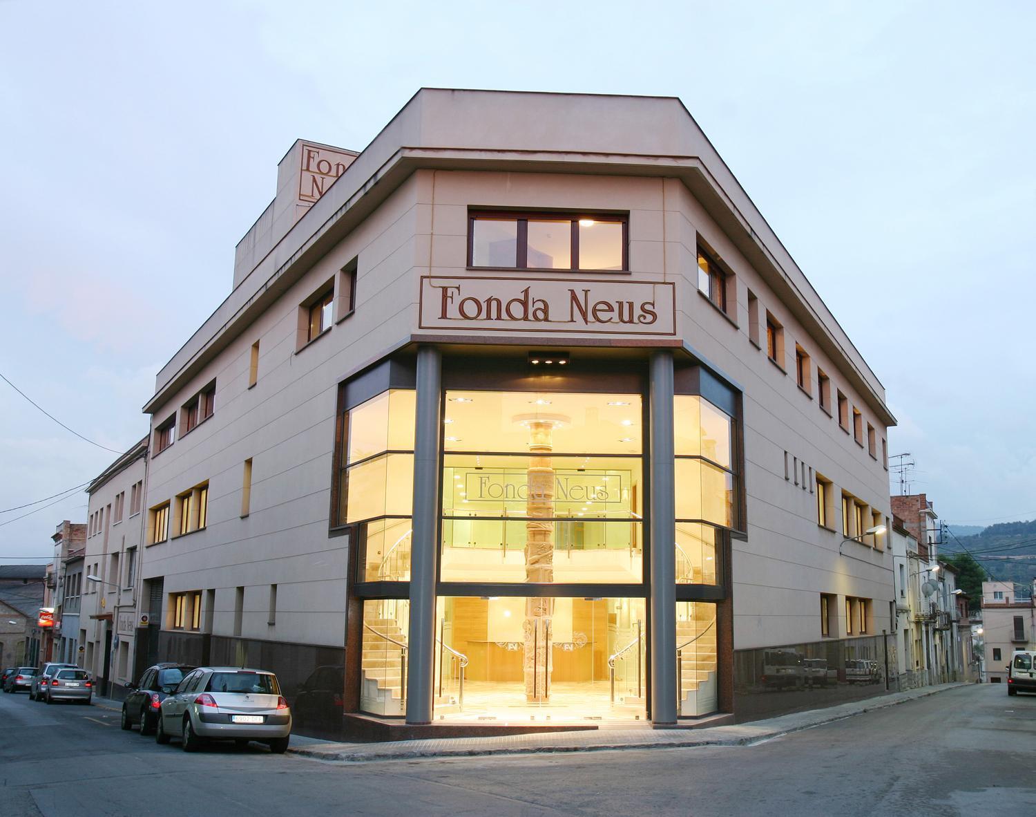 Hotel Fonda Neus Sant Sadurní dʼAnoia Dış mekan fotoğraf