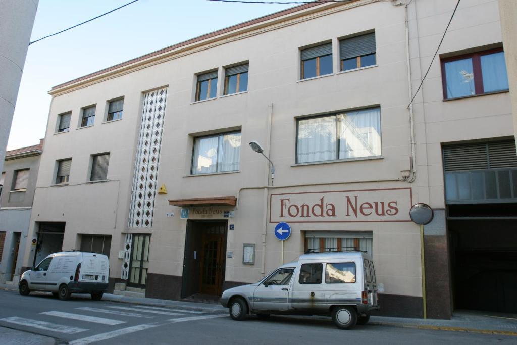 Hotel Fonda Neus Sant Sadurní dʼAnoia Dış mekan fotoğraf